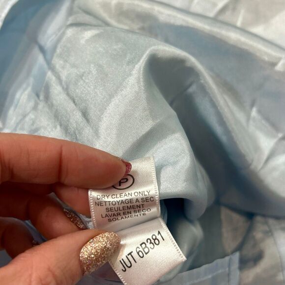 BCBGMAXAZRIA Silk Maxi Dress 6 White Blue Sleeveless Floral Abstract Ruffle Long - Picture 14 of 15